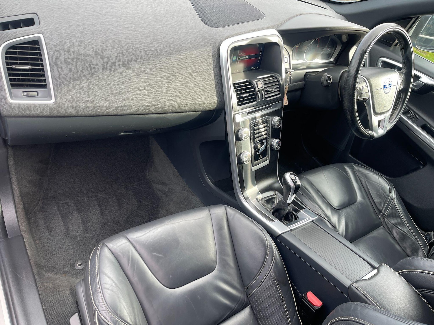 Used Volvo XC60 2016 for sale - 77238017: Photo 9