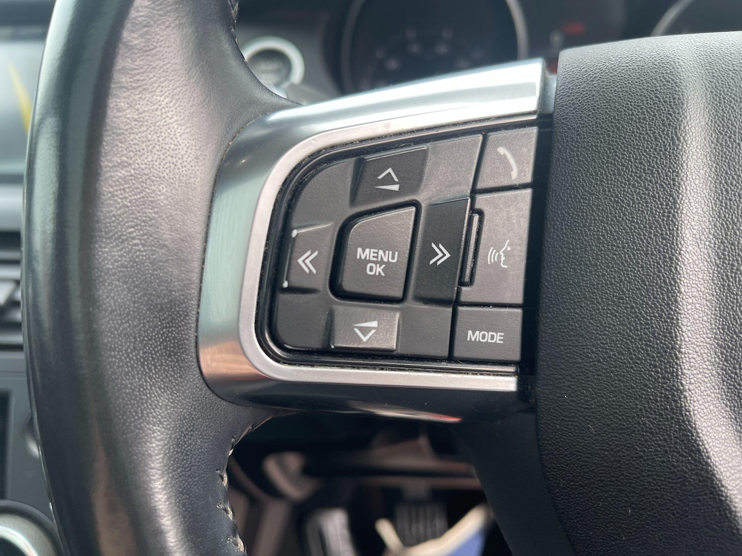 Used Land Rover Discovery Sport 2017 for sale - 77564719: Photo 33