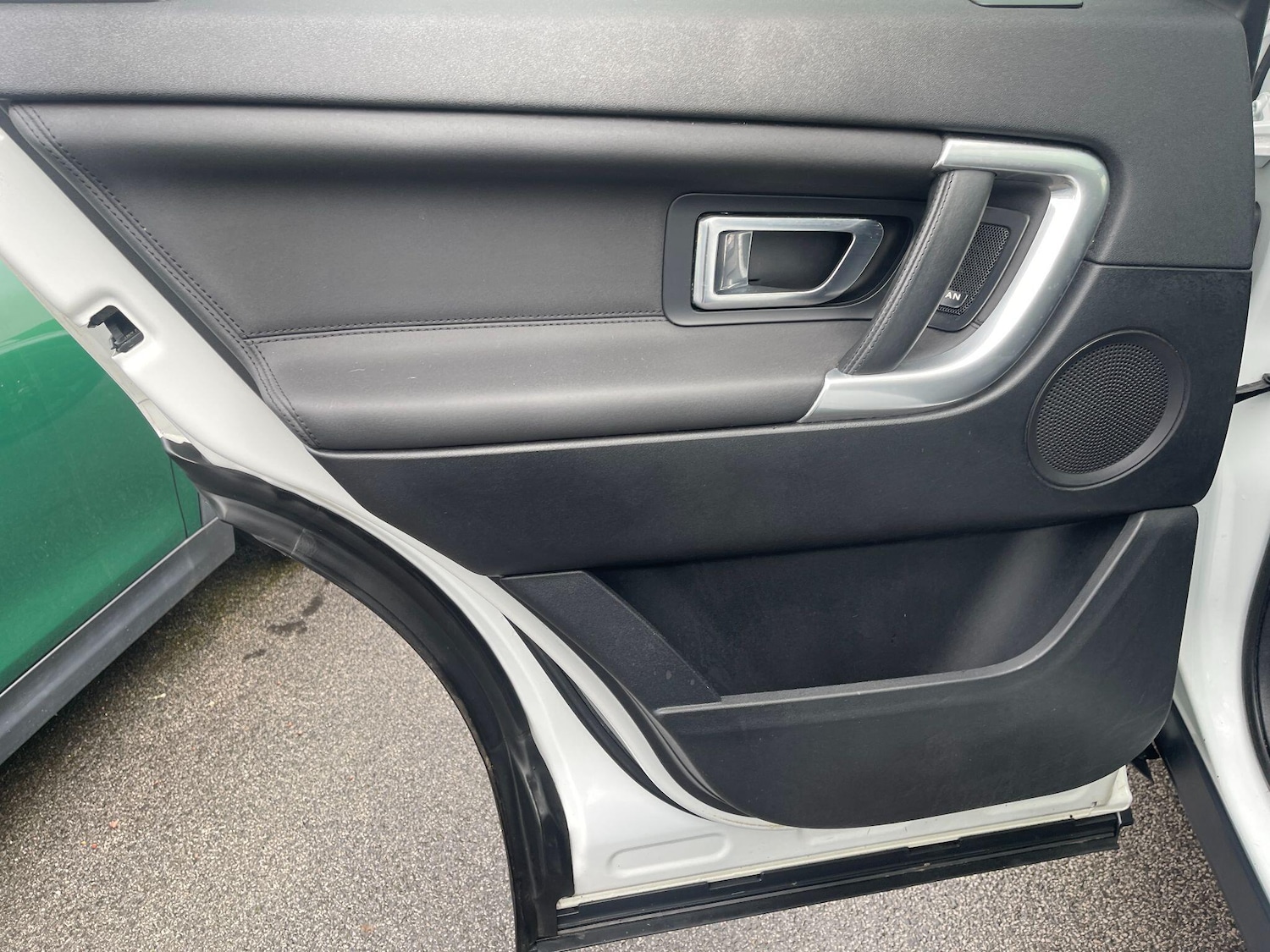 Used Land Rover Discovery Sport 2017 for sale - 77564719: Photo 40