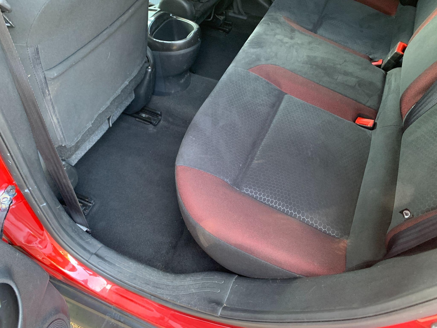 Used Nissan Juke 2014 for sale - 76990252: Photo 17