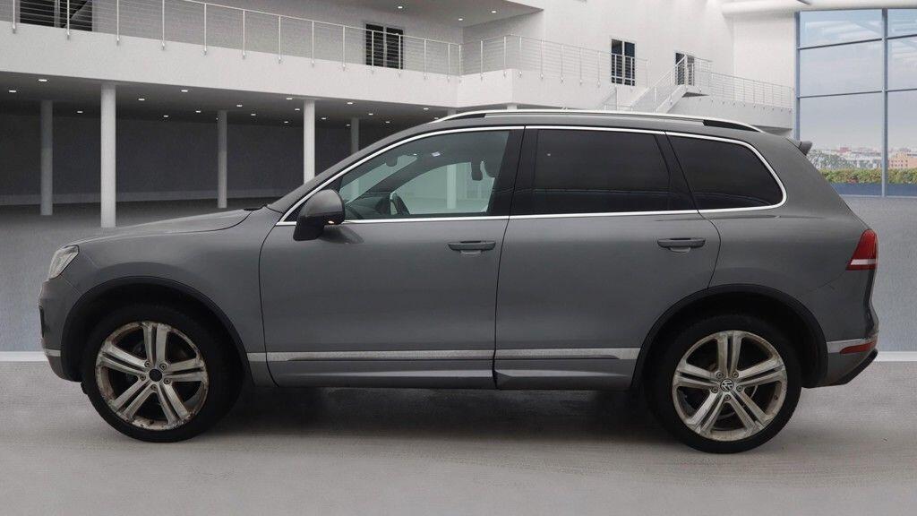 Used Volkswagen Touareg for sale - 77705608: Photo 4