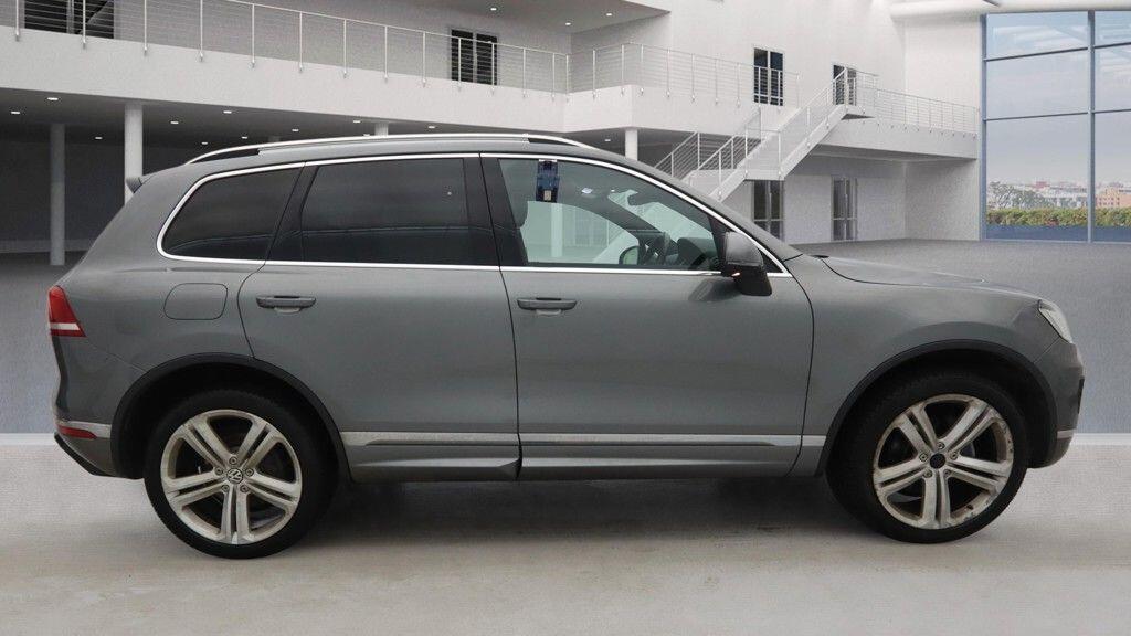 Used Volkswagen Touareg for sale - 77705608: Photo 5
