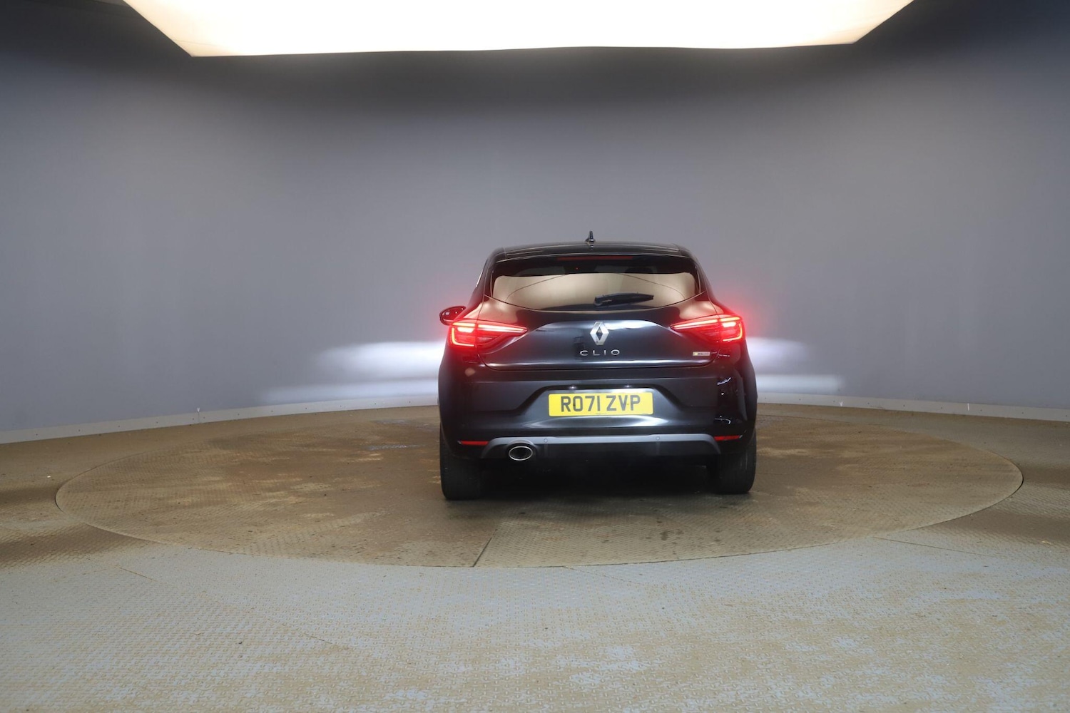 Used Renault Clio 2021 for sale - 76964789: Photo 4