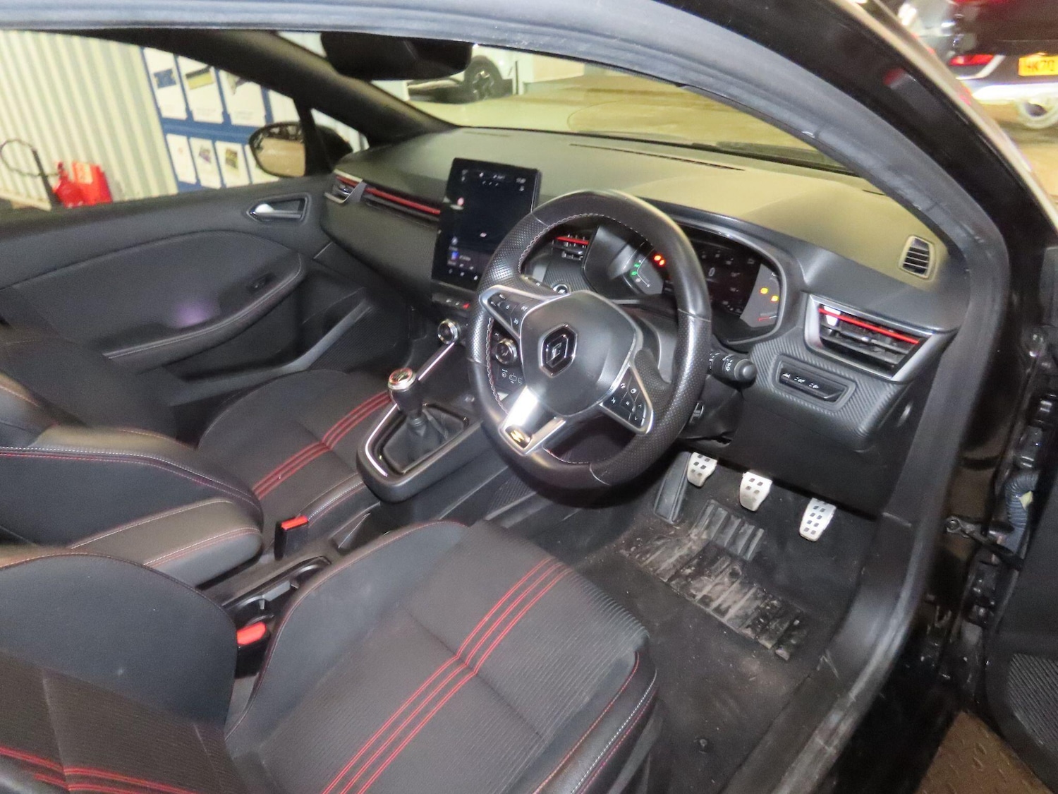 Used Renault Clio 2021 for sale - 76964789: Photo 7