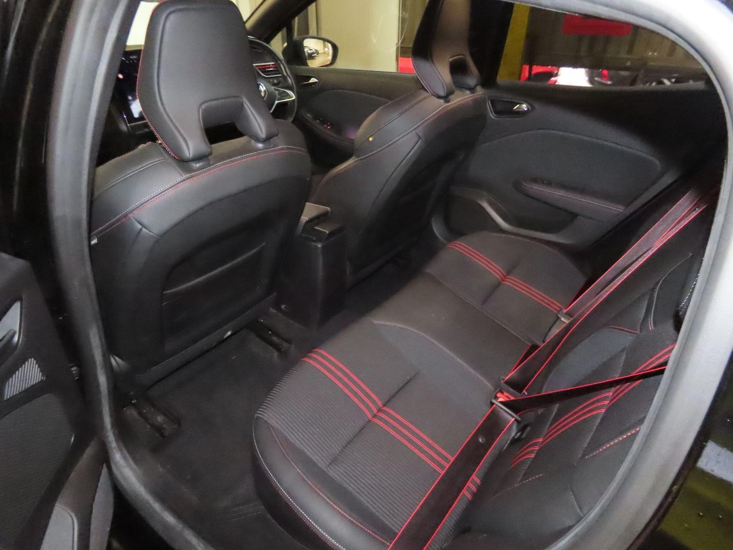 Used Renault Clio 2021 for sale - 76964789: Photo 8