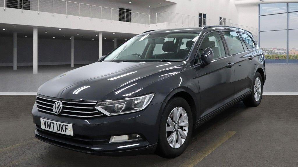 Used Volkswagen Passat 2017 for sale - 77484447: Photo 2
