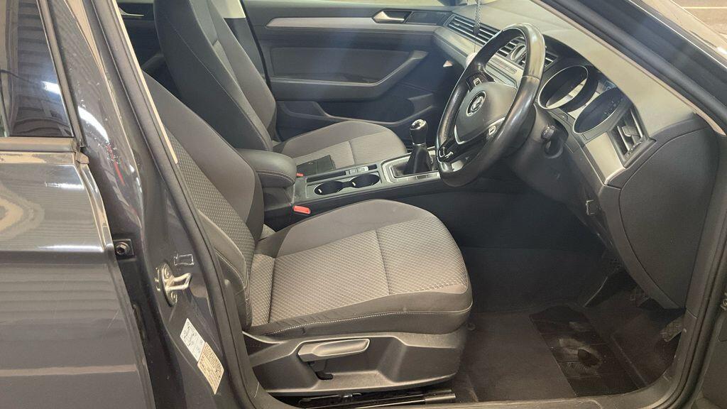 Used Volkswagen Passat 2017 for sale - 77484447: Photo 21