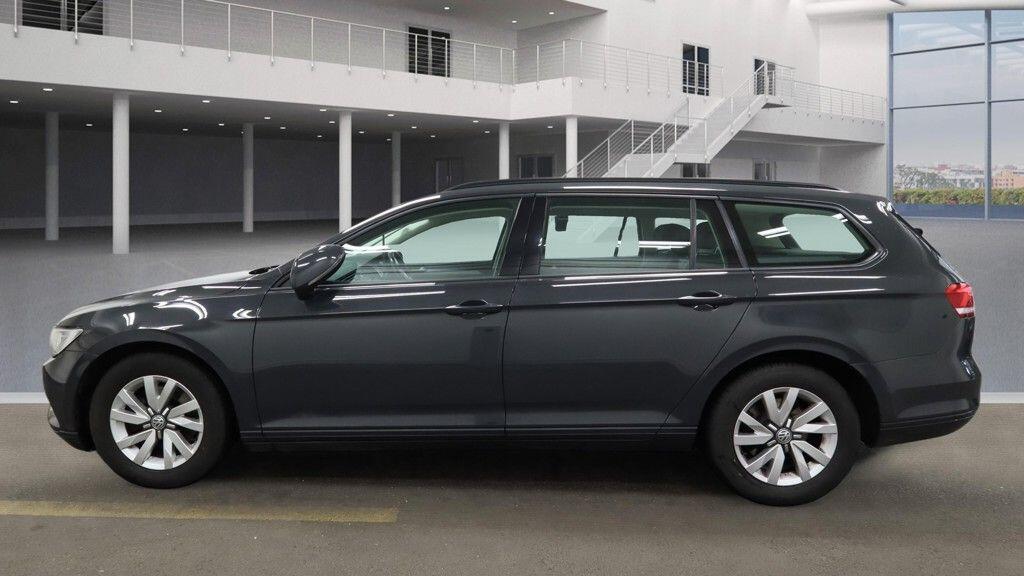 Used Volkswagen Passat 2017 for sale - 77484447: Photo 4