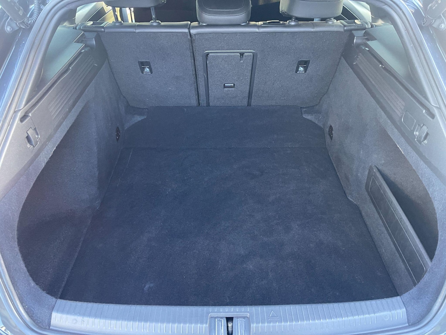 Used Volkswagen Arteon 2021 for sale - 76597137: Photo 35