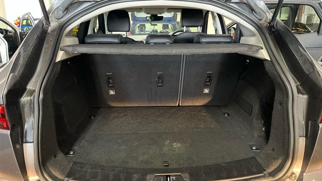 Used Jaguar E-Pace 2018 for sale - 78184180: Photo 10