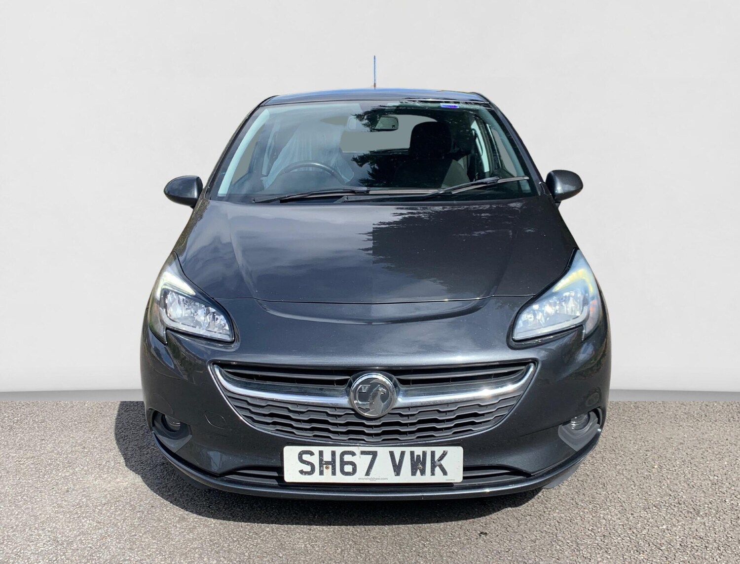 Used Vauxhall Corsa 2017 for sale - 75915910: Photo 2