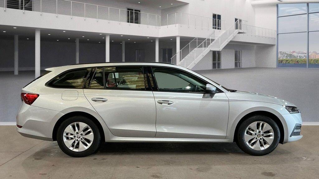 Used Skoda Octavia 2022 for sale - 77633416: Photo 5
