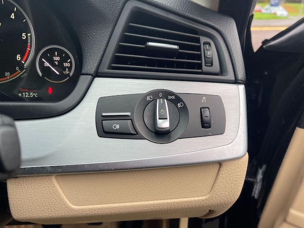 Used BMW 5 Series 2015 for sale - 76295061: Photo 44