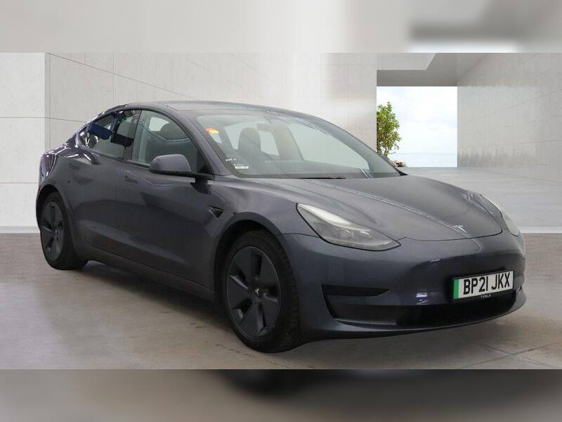 Tesla Model 3 2021 (21) Standard Range Plus Auto RWD 4dr