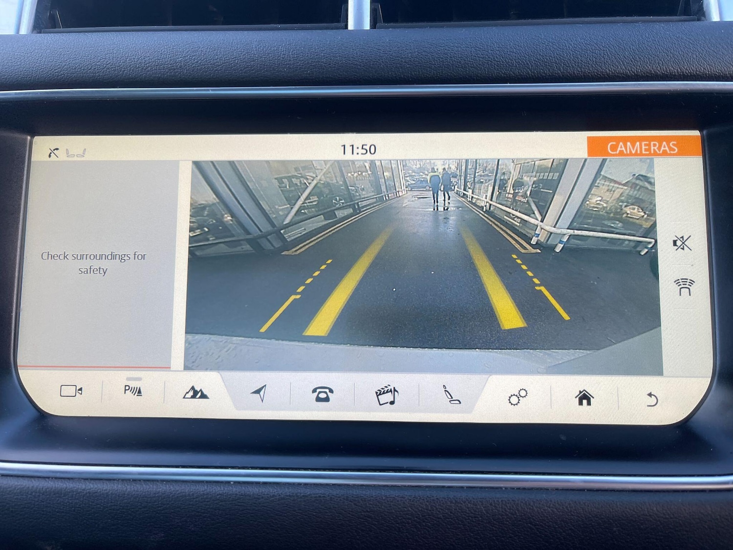 Used Land Rover Range Rover Sport 2017 for sale - 76965426: Photo 33