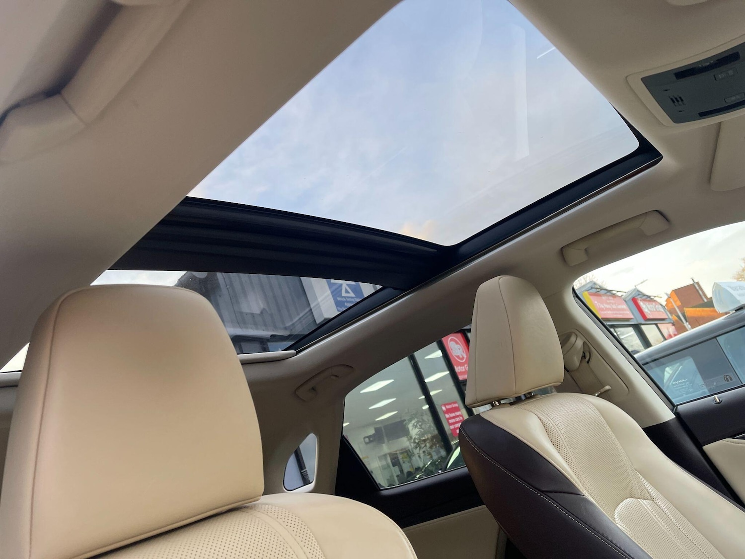 Used Lexus RX 2016 for sale - 77175159: Photo 71