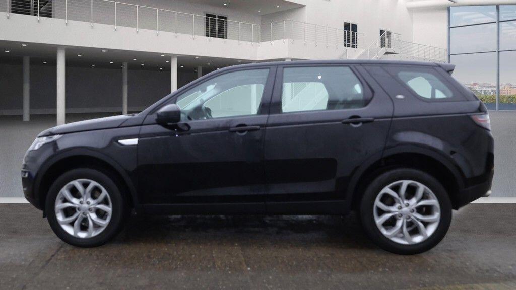 Used Land Rover Discovery Sport 2019 for sale - 76887064: Photo 4