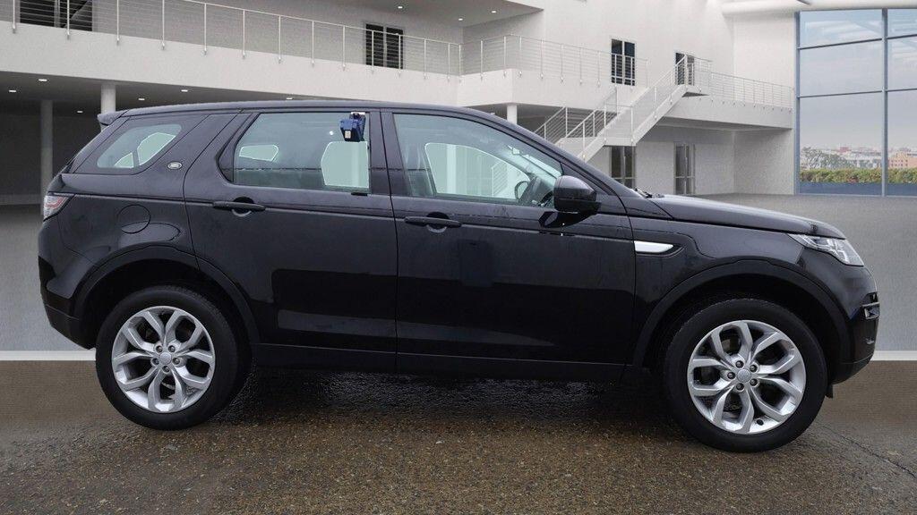 Used Land Rover Discovery Sport 2019 for sale - 76887064: Photo 5