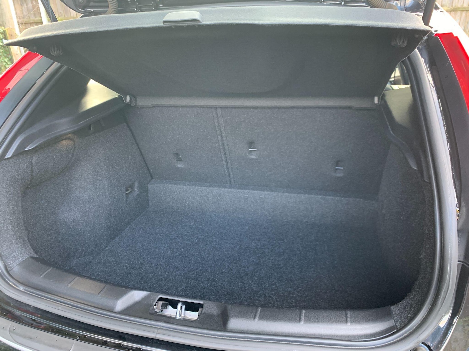 Used Volvo V40 Cross Country 2017 for sale - 77120751: Photo 16