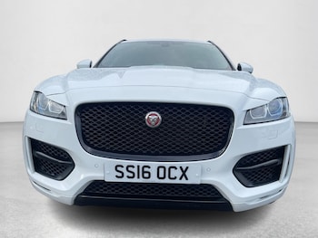 Used Jaguar F-Pace 2016 for sale - 75867001: Photo