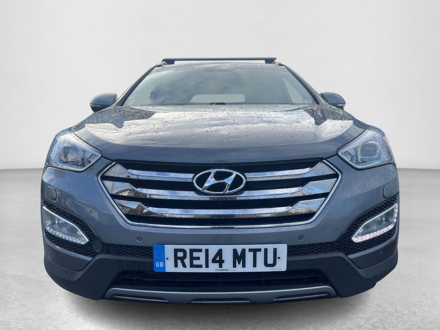 Used Hyundai Santa Fe 2014 for sale - 76370704: Photo 2