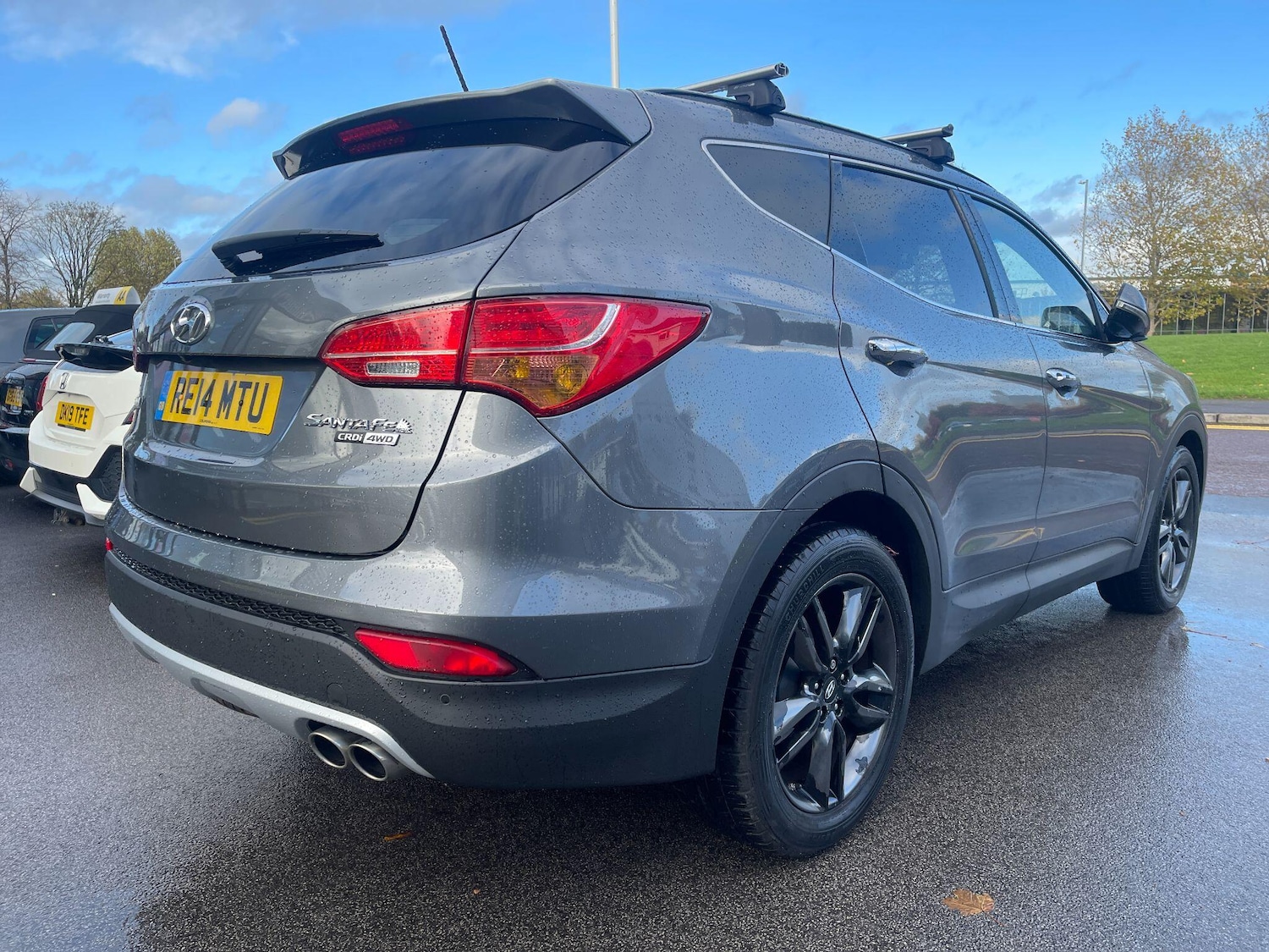 Used Hyundai Santa Fe 2014 for sale - 76370704: Photo 30