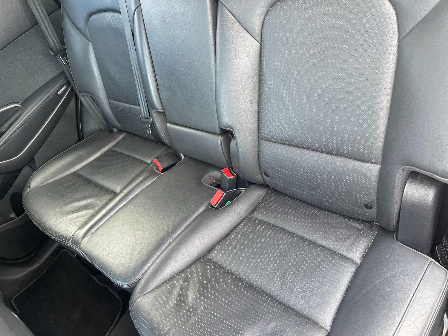 Used Hyundai Santa Fe 2014 for sale - 76370704: Photo 38