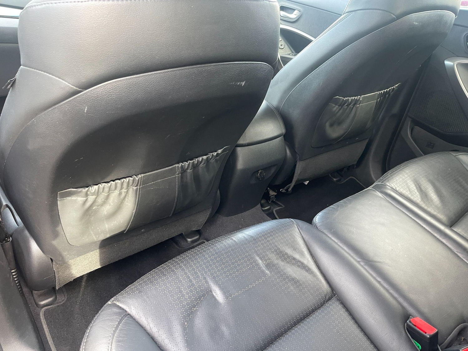 Used Hyundai Santa Fe 2014 for sale - 76370704: Photo 40