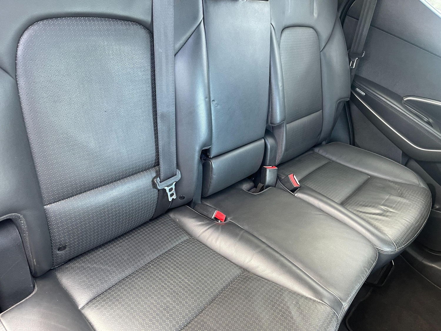 Used Hyundai Santa Fe 2014 for sale - 76370704: Photo 42