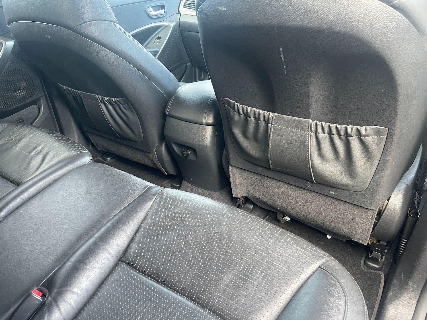 Used Hyundai Santa Fe 2014 for sale - 76370704: Photo 44