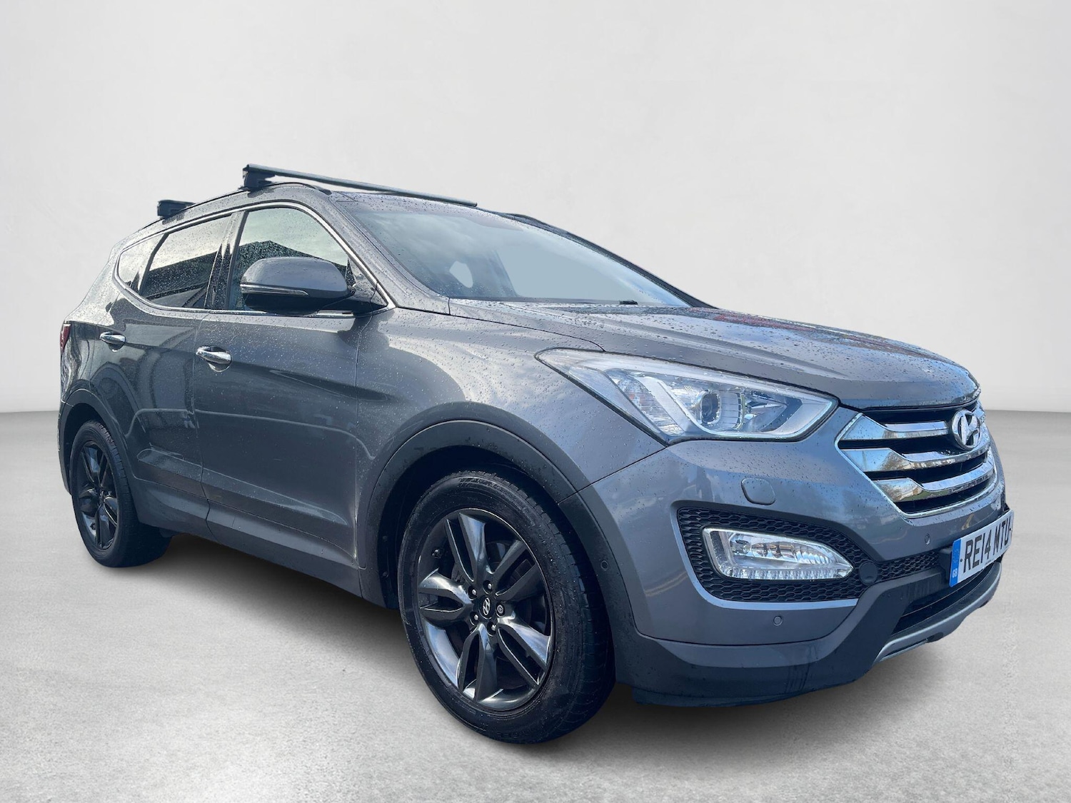 Used Hyundai Santa Fe 2014 for sale - 76370704: Photo 5