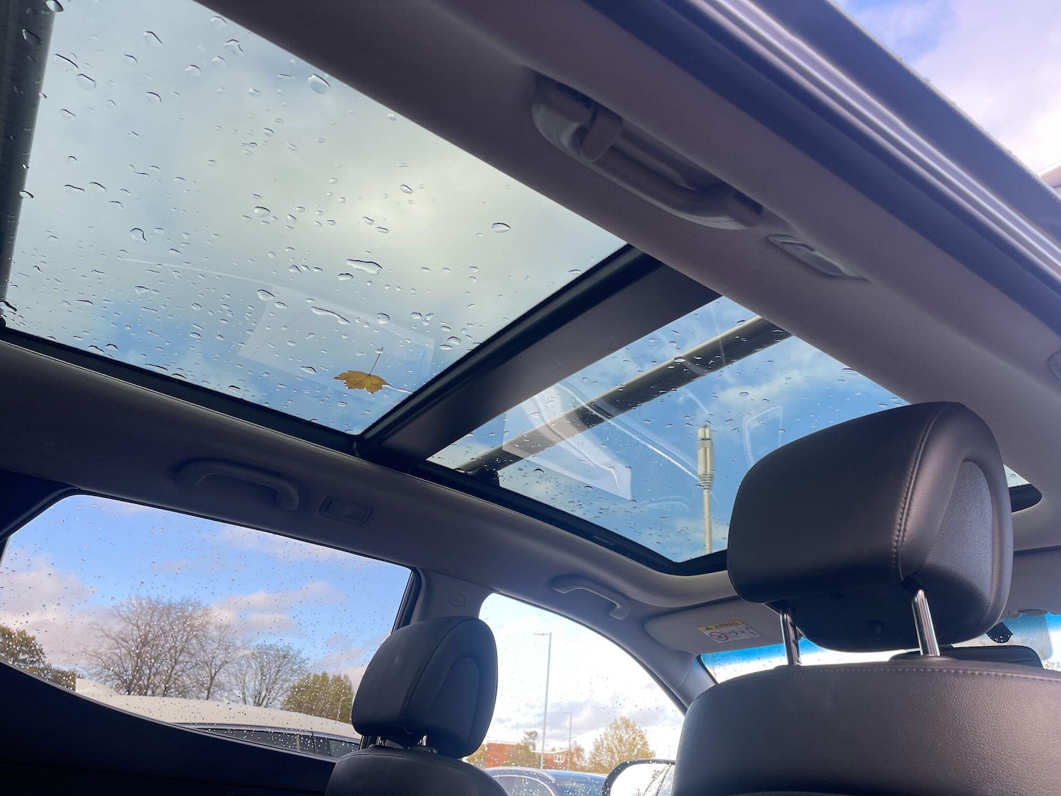 Used Hyundai Santa Fe 2014 for sale - 76370704: Photo 66