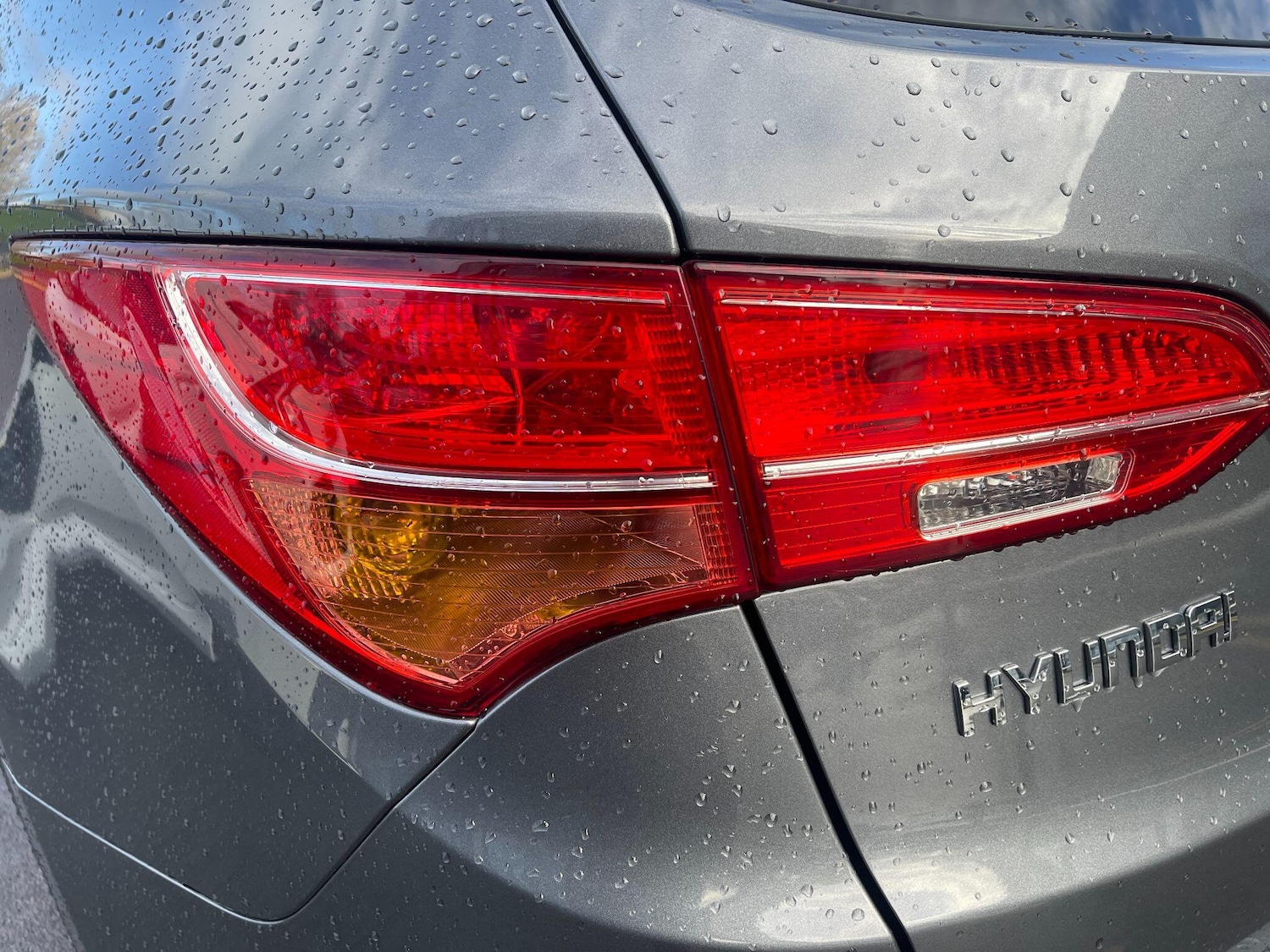 Used Hyundai Santa Fe 2014 for sale - 76370704: Photo 72