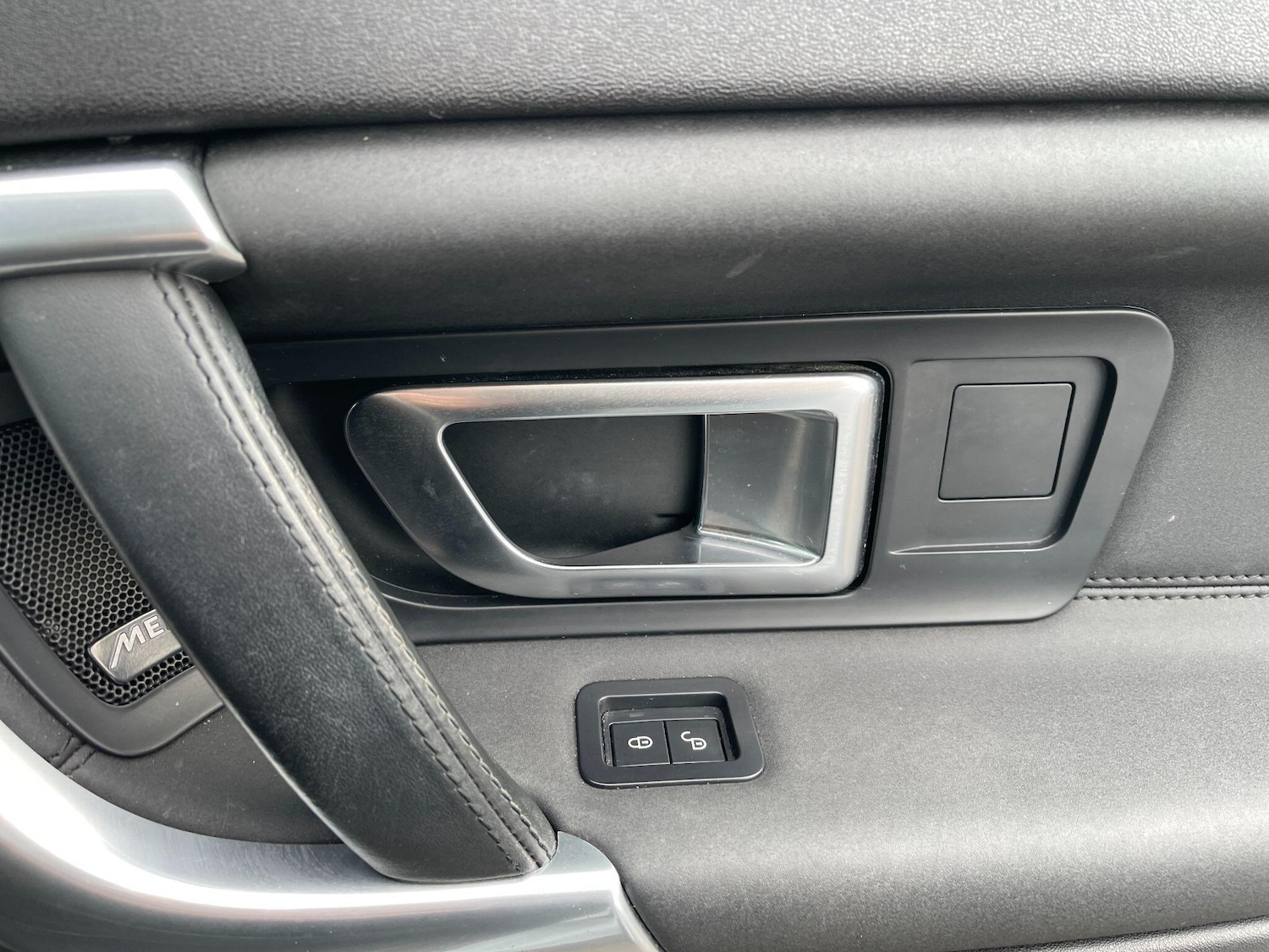 Used Land Rover Discovery Sport 2018 for sale - 77637516: Photo 39