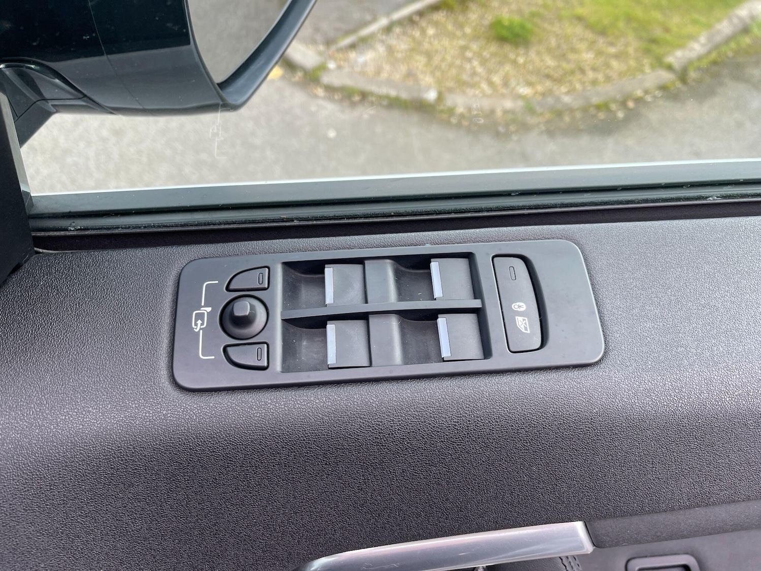 Used Land Rover Discovery Sport 2018 for sale - 77637516: Photo 40