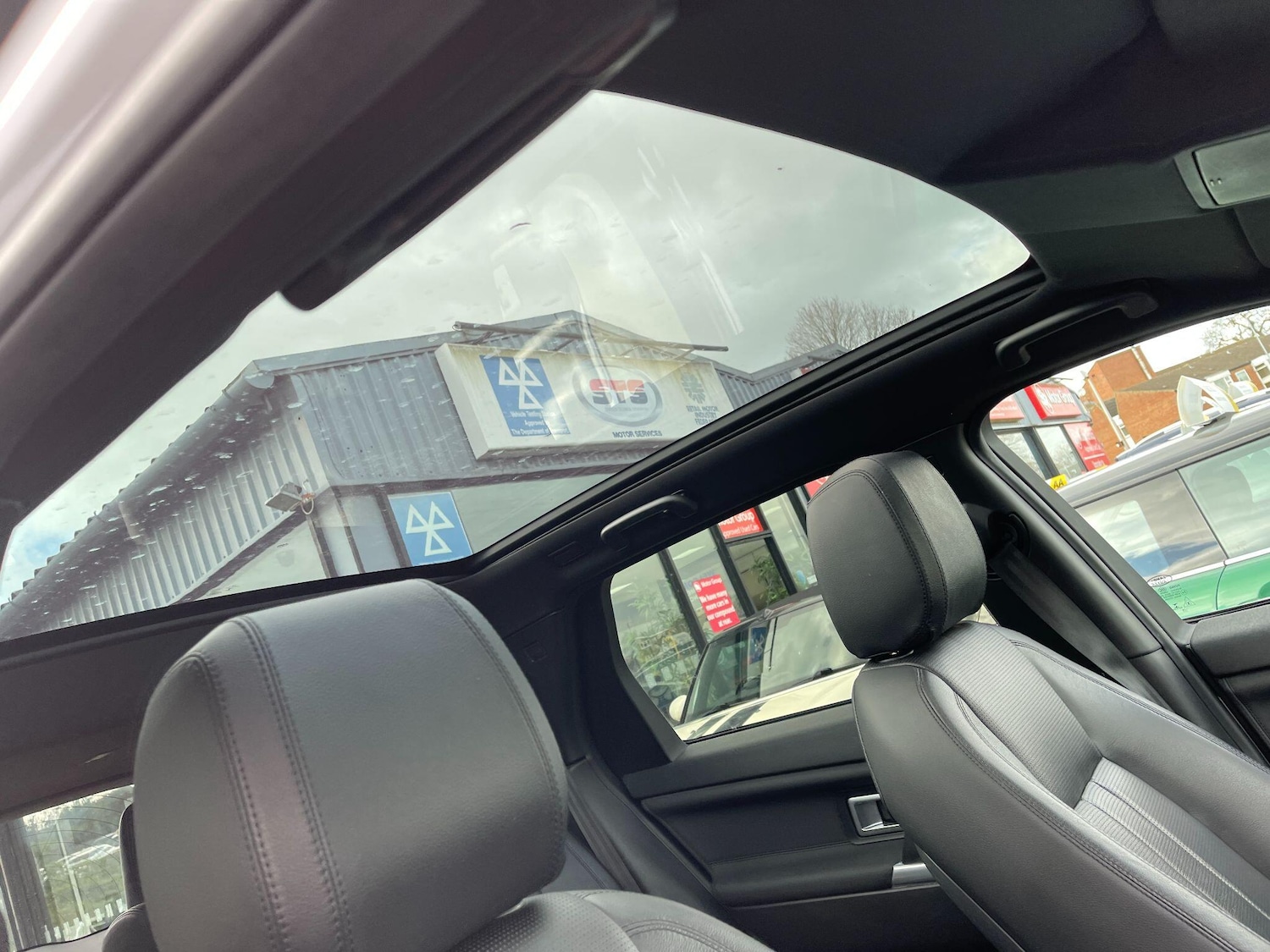 Used Land Rover Discovery Sport 2018 for sale - 77637516: Photo 65