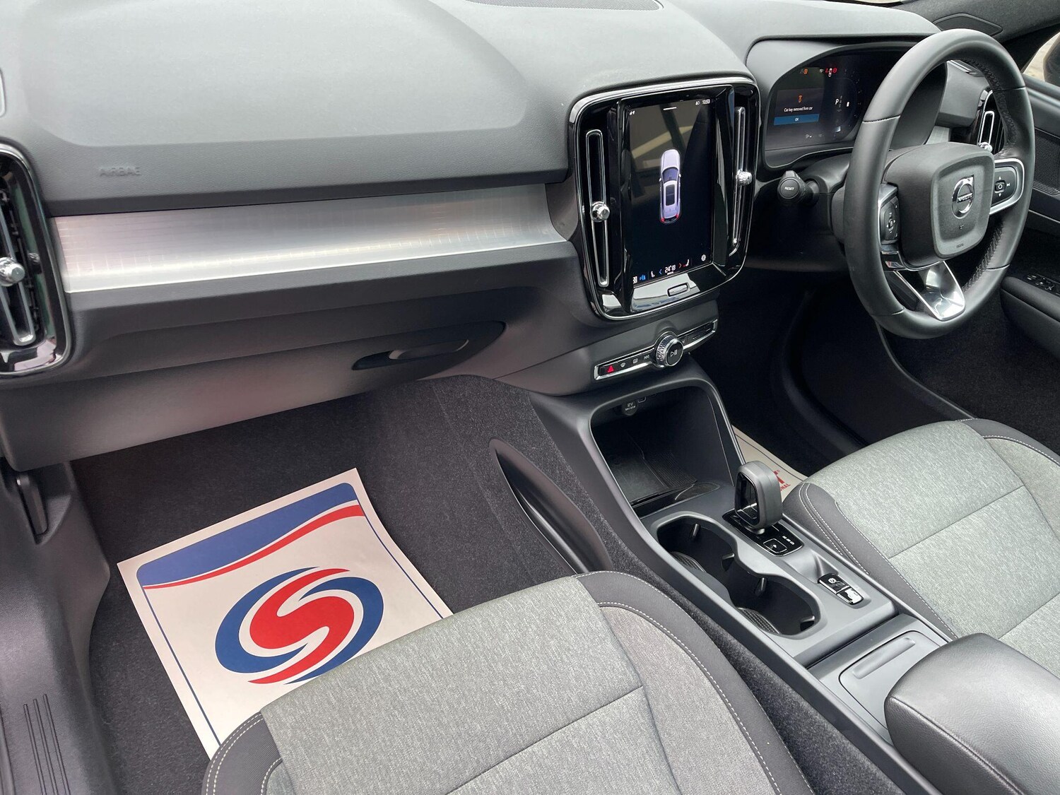 Used Volvo XC40 for sale - 77704693: Photo 11