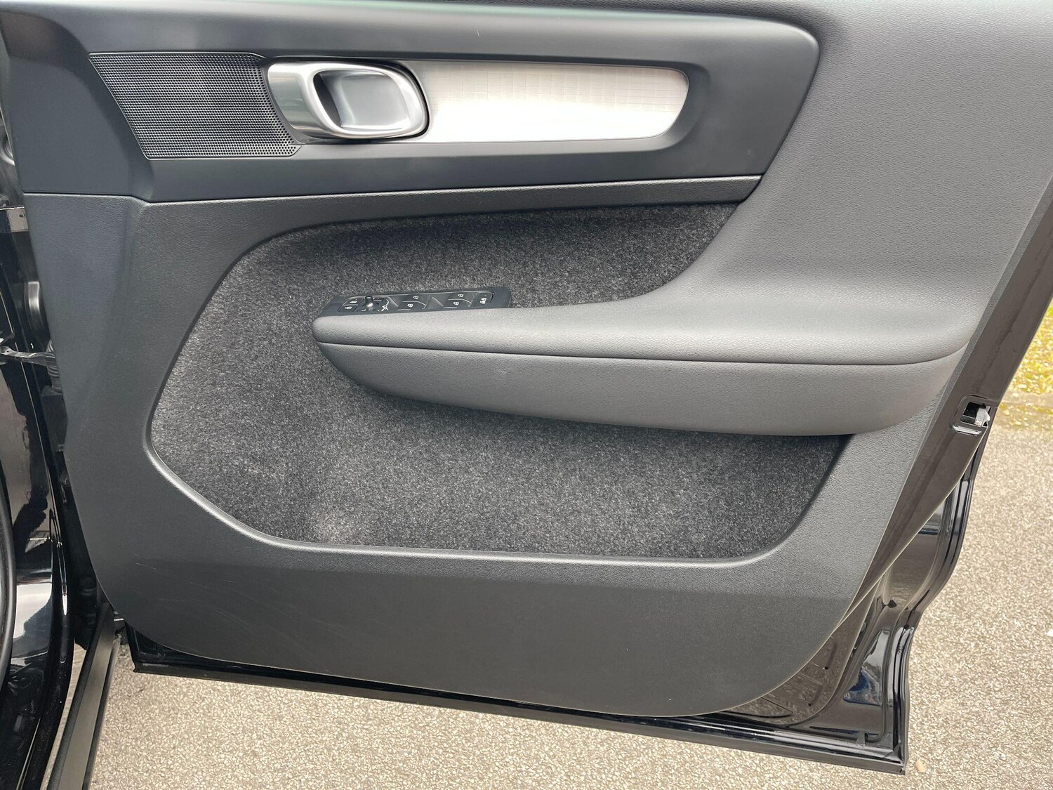 Used Volvo XC40 for sale - 77704693: Photo 23