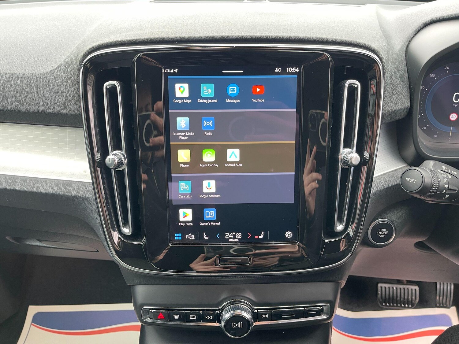 Used Volvo XC40 for sale - 77704693: Photo 33