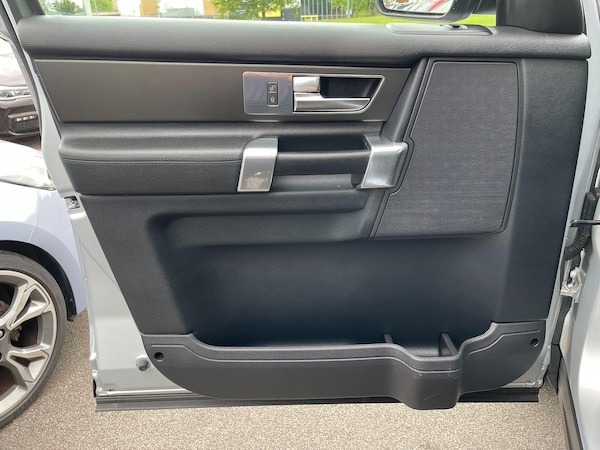 Used Land Rover Discovery 4 2025 for sale - 75678307: Photo 33