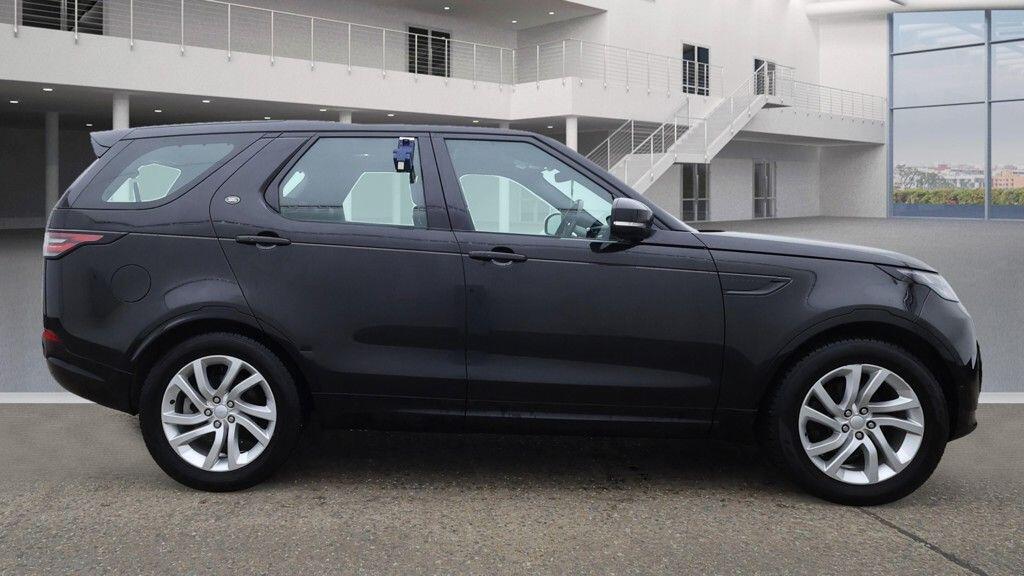 Used Land Rover Discovery 2018 for sale - 76855880: Photo 10
