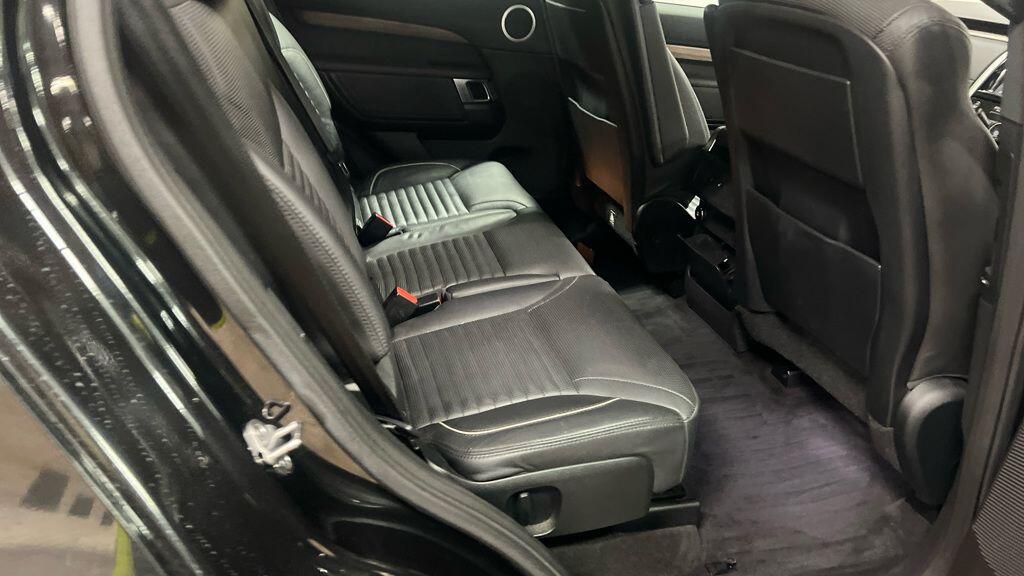 Used Land Rover Discovery 2018 for sale - 76855880: Photo 14