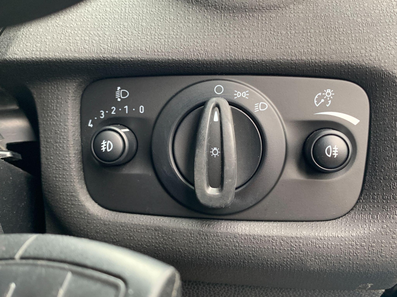 Used Ford Fiesta 2015 for sale - 76060487: Photo 20