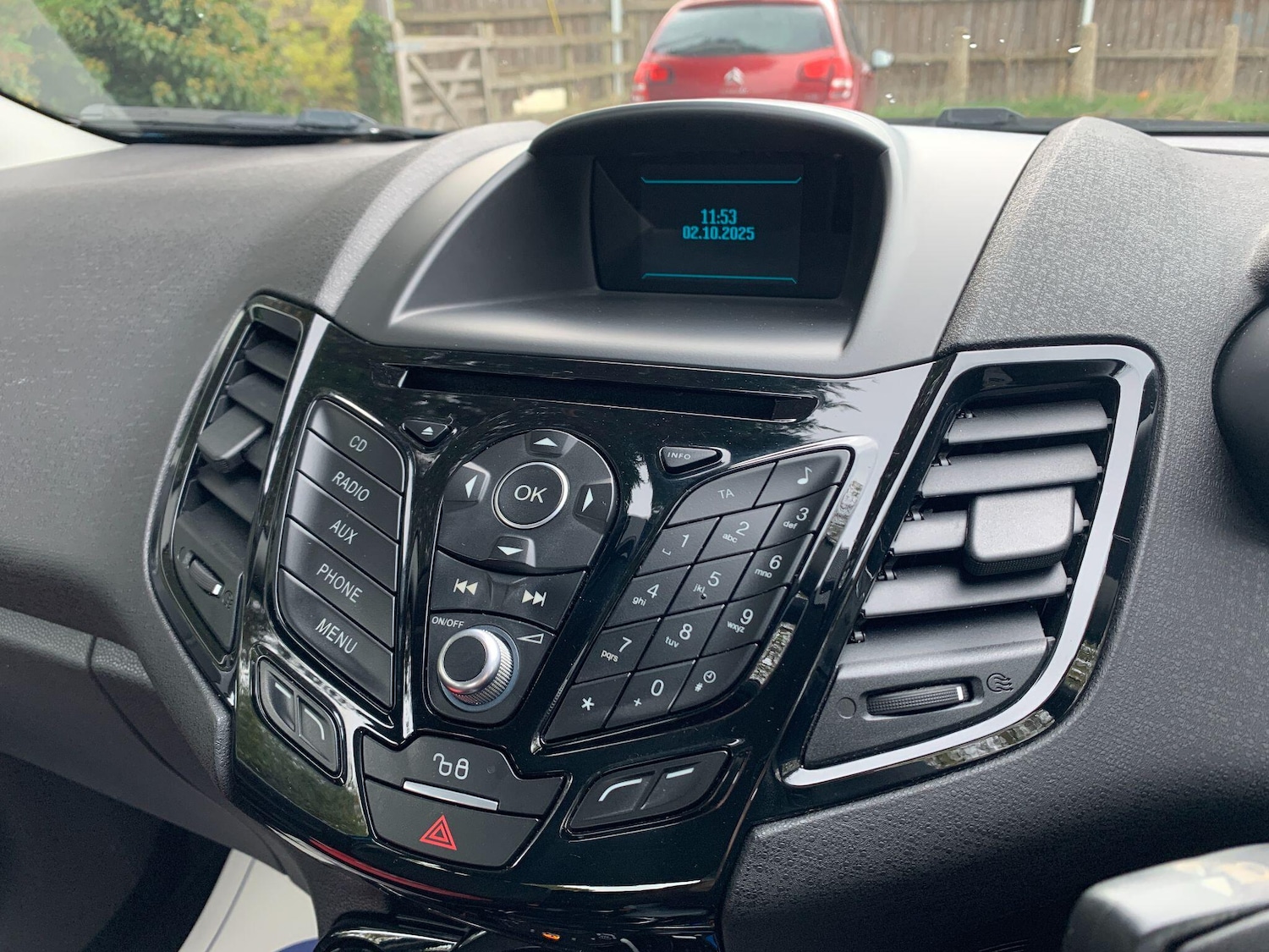 Used Ford Fiesta 2015 for sale - 76060487: Photo 8