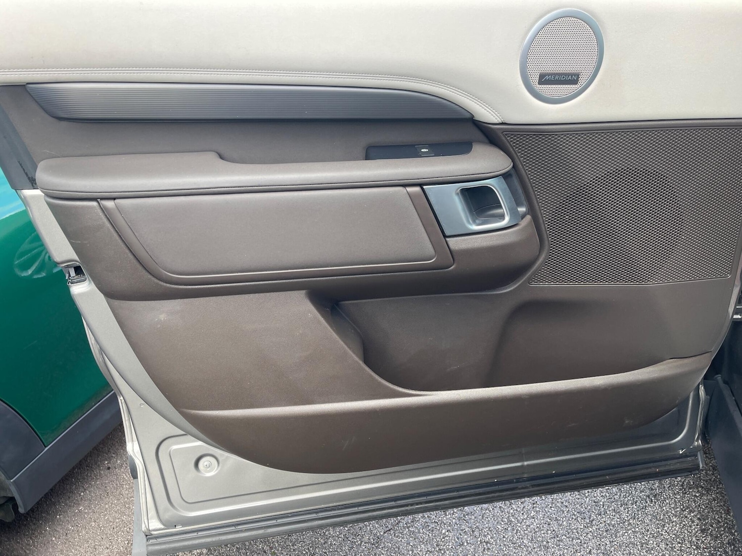 Used Land Rover Discovery 2017 for sale - 76597246: Photo 26