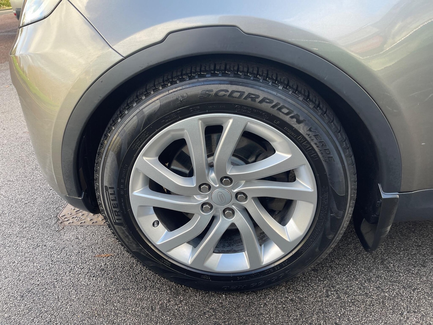 Used Land Rover Discovery 2017 for sale - 76597246: Photo 31