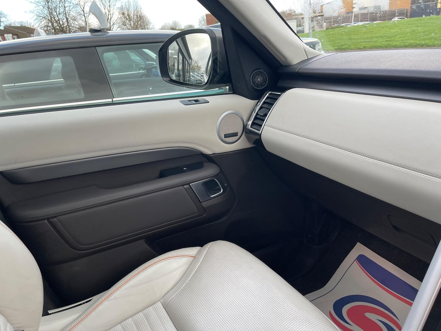 Used Land Rover Discovery 2017 for sale - 76597246: Photo 48