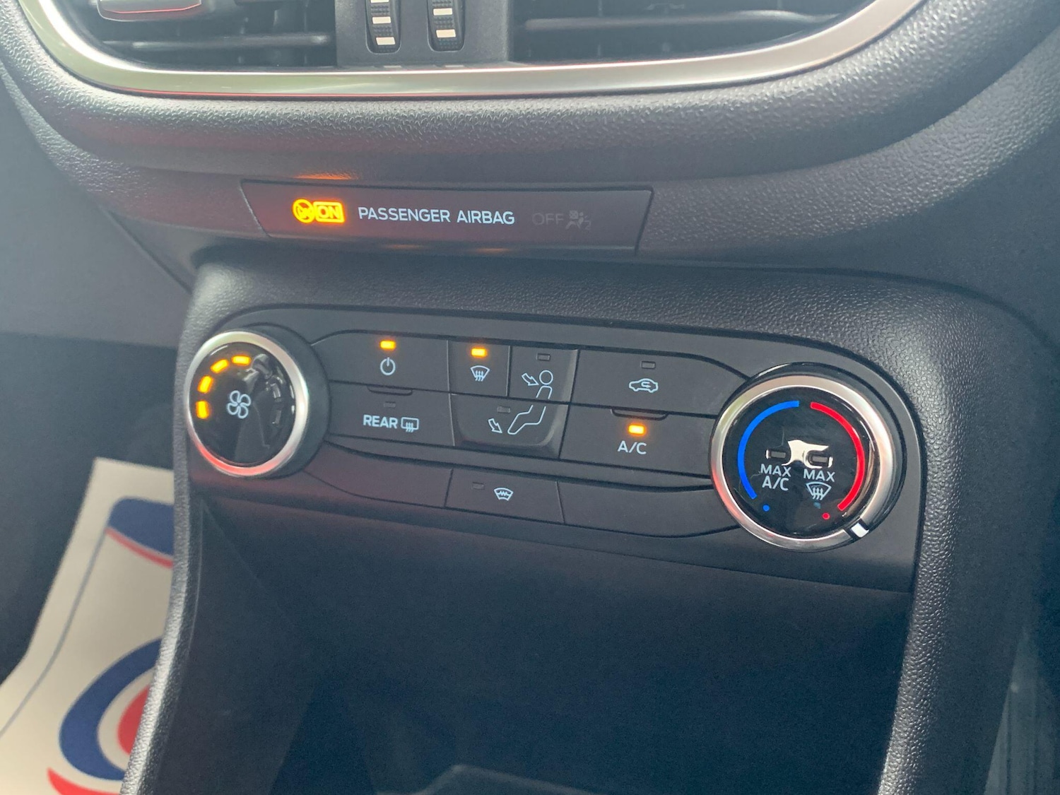 Used Ford Fiesta 2017 for sale - 77898599: Photo 11