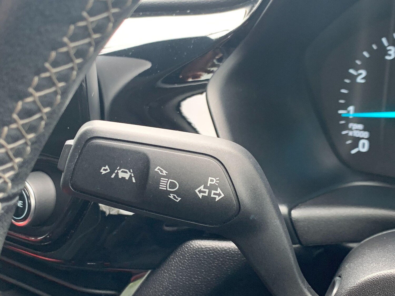 Used Ford Fiesta 2017 for sale - 77898599: Photo 12