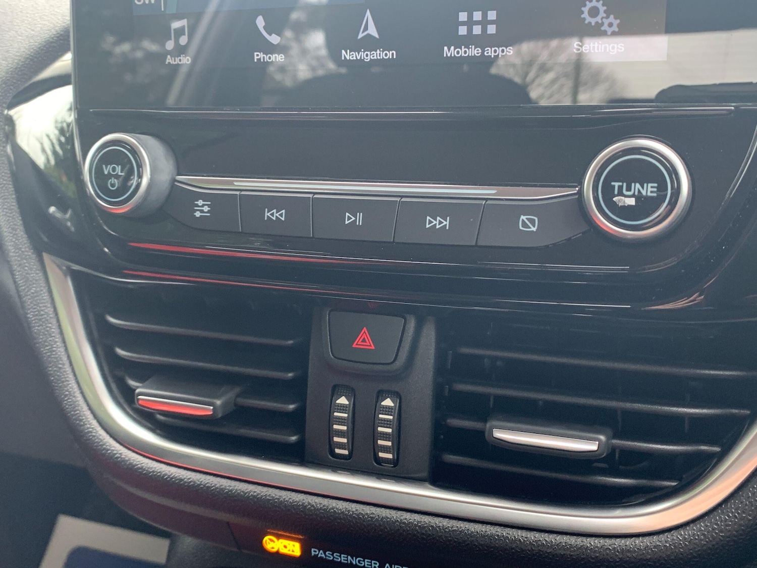 Used Ford Fiesta 2017 for sale - 77898599: Photo 9